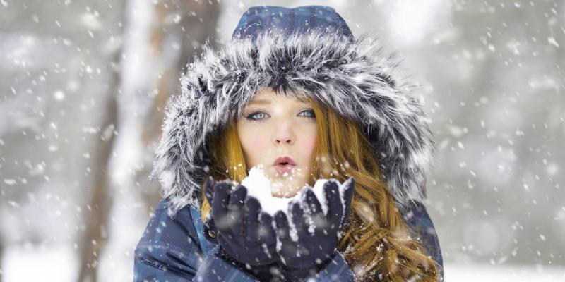 Intriguing Ways To Keep Your Skin Soft & Glowing In Winters